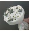 Букет с хризантемой и эвкалиптом 4