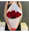 Букет из красных роз «Алое на белом»