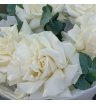 Букет с5 белыми французскими розами и эвкалиптом 3