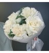 Букет с5 белыми французскими розами и эвкалиптом 1