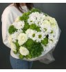 Букет с борный с кустовыми розами, хризантемой микс и диантусами 2