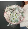 Букет с кустовой хризантемой и гипсофилой 1